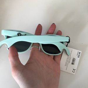 VS PINK sunglasses